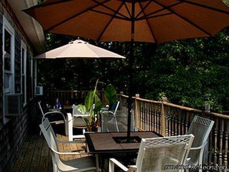 Marthas Vineyard Resort Ок-Блаффс Ресторан фото