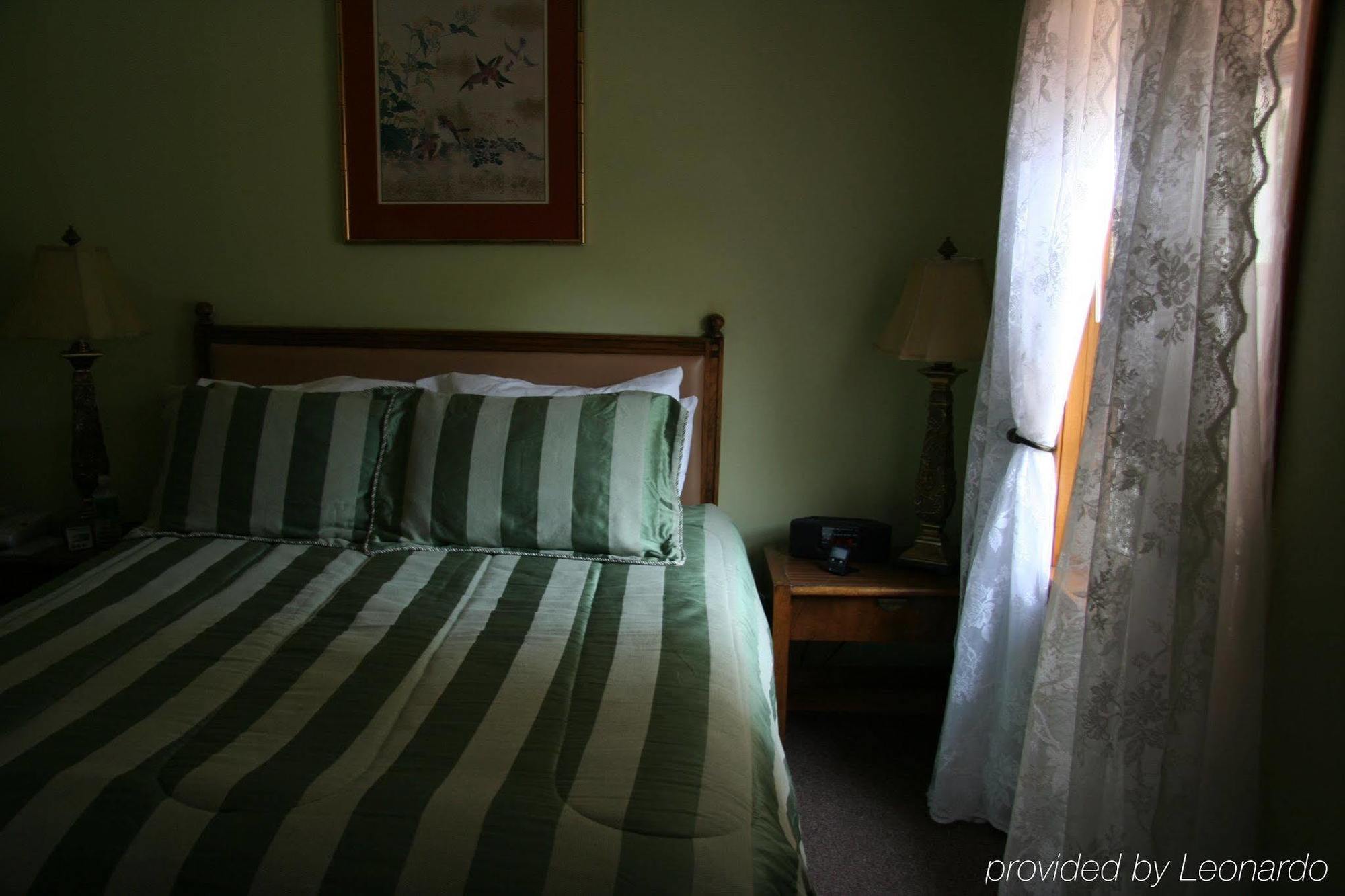 Marthas Vineyard Resort Ок-Блаффс Номер фото