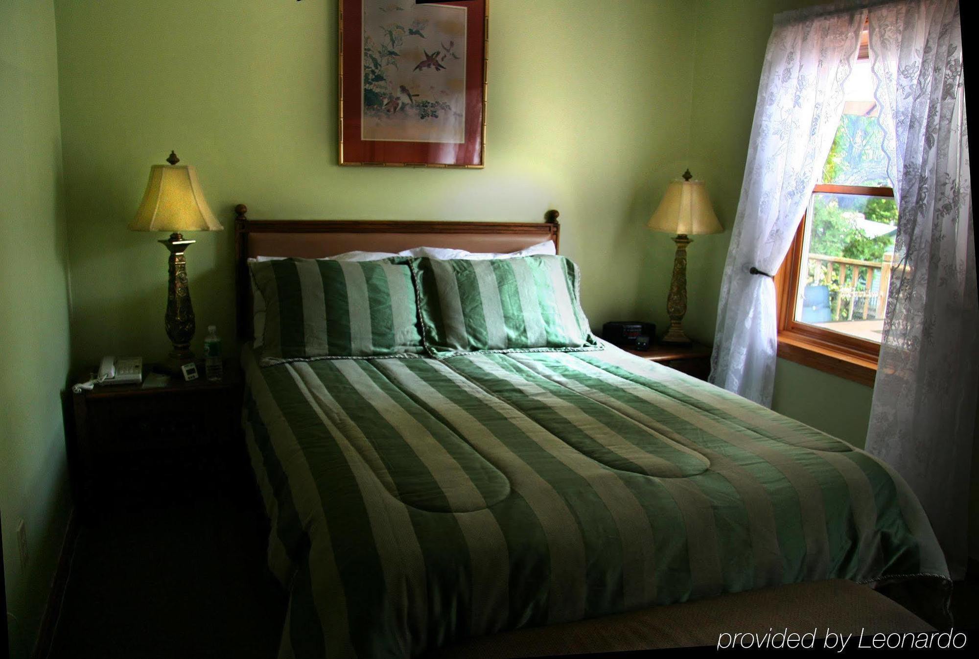 Marthas Vineyard Resort Ок-Блаффс Номер фото