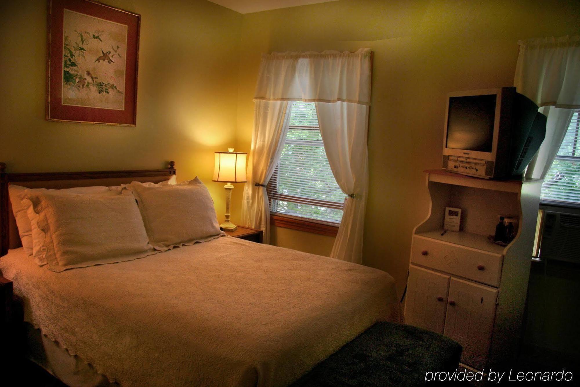 Marthas Vineyard Resort Ок-Блаффс Номер фото